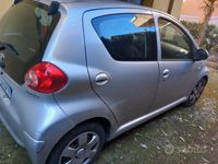 usata Toyota Aygo 1.0 5 porte 108.000 km