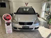 Usata Mercedes A180 Elegance 109 CV (80 kW) 2011 Argento Berlina