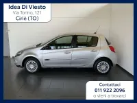 Usata Renault Clio II 75 CV (55 kW) 2011 Argento Berlina