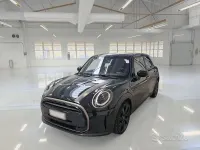 Usata Mini Cooper Resolute Edition 136 CV (100 kW) 2023 Verde Utilitaria