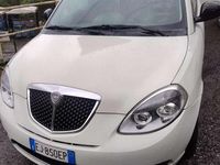 Usata Lancia Ypsilon 75 CV (55 kW) 2011 Bianco Utilitaria