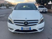 Usata Mercedes 180 Premium 122 CV (89 kW) 2014 Bianco Berlina