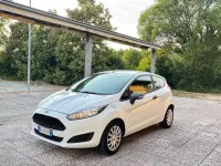 Usata Ford Fiesta 75 CV (55 kW) 2016 Bianco Utilitaria