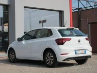 Usata VW Polo Life 95 CV (69 kW) 2022 Bianco Utilitaria