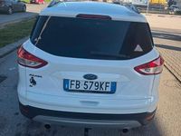 Usata Ford Kuga Titanium 119 CV (87 kW) 2016 Bianco SUV