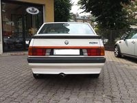 Usata Alfa Romeo 75 148 CV (108 kW) 1987 Bianco Berlina