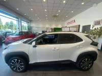 Usata Toyota Yaris Cross Trend 92 CV (67 kW) 2023 Bianco perlato SUV