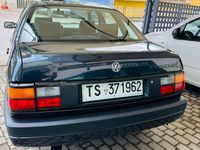 Usata VW Passat 90 CV (66 kW) 1991 Blu petrol Berlina