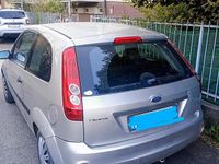 Usata Ford Fiesta Ghia 2006 Grigio Utilitaria