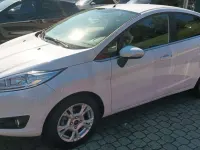 Usata Ford Fiesta 75 CV (55 kW) 2015 Bianco Utilitaria
