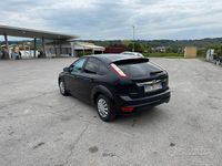 Usata Ford Focus Titanium 110 CV (80 kW) 2008 Nero Berlina