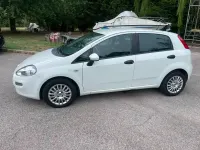 Usata Fiat Punto Lounge 75 CV (55 kW) 2014 Bianco Utilitaria