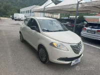 Usata Lancia Ypsilon S 95 CV (69 kW) 2013 Bianco Utilitaria