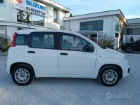 Usata Fiat Panda Lounge 69 CV (50 kW) 2020 Bianco Utilitaria