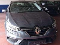 Usata Renault Mégane IV Life 116 CV (85 kW) 2019 Grigio Berlina