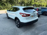 Usata Nissan Qashqai Tekna 116 CV (85 kW) 2015 Bianco SUV