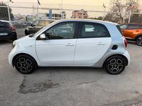Usata Smart ForFour 70 CV (51 kW) 2017 Bianco Utilitaria
