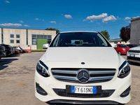 Usata Mercedes B180 116 CV (85 kW) 2019 Bianco Monovolume