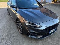 Usata Ford Focus ST-Line 120 CV (88 kW) 2020 Grigio Berlina