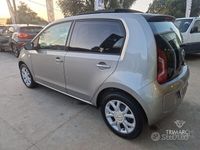 Usata VW up! high up! 75 CV (55 kW) 2013 Utilitaria