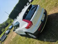 Usata Volvo XC40 Momentum 163 CV (119 kW) 2020 Bianco SUV