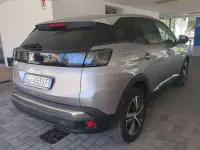 Usata Peugeot 3008 Allure 131 CV (96 kW) 2022 Grigio artense SUV