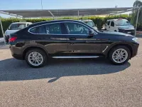 Usata BMW X4 Efficient Dynamics 190 CV (139 kW) 2023 Nero SUV