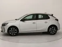 Usata Opel Corsa 101 CV (74 kW) 2025 Kaolin white Utilitaria