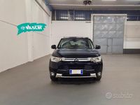 Usata Mitsubishi Outlander Instyle 150 CV (110 kW) 2015 Nero SUV