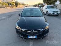 Käytetty Opel Astra Innovation 110 HP (80 kW) 2016 Musta Sedan