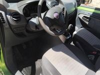 Usata Fiat Qubo Trekking 75 CV (55 kW) 2009 Verde Monovolume