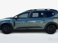 Usata Dacia Jogger Extreme 101 CV (74 kW) 2025 Verde Monovolume