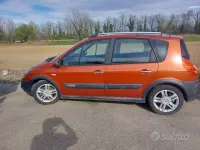 Usata Renault Scenic E-Tech 130 CV (95 kW) 2008 Rosso Monovolume