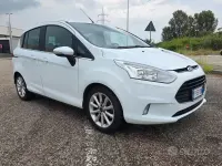 Usata Ford B-MAX Titanium 87 CV (63 kW) 2018 Bianco Monovolume
