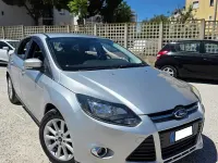 Usata Ford Focus Titanium 116 CV (85 kW) 2013 Grigio Berlina