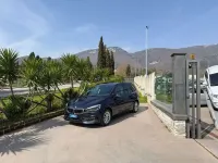Usata BMW 216 Gran Tourer Luxury Line 116 CV (85 kW) 2020 Bianco Monovolume