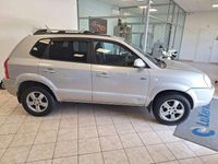 Usata Hyundai Tucson Active 141 CV (103 kW) 2007 Argento SUV