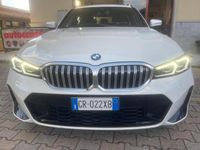 Usata BMW 330e M Sport 286 CV (210 kW) 2023 Bianco Station wagon