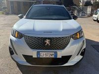 Usata Peugeot 2008 GT 56 kW (77 CV) 2022 Bianco SUV