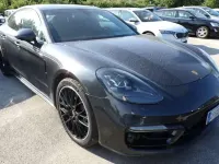 Usata Porsche Panamera 330 CV (242 kW) 2021 Nero Berlina