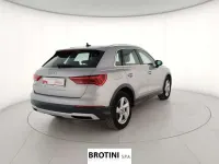 Usata Audi Q3 Advanced Plus 150 CV (110 kW) 2021 Argento metallizzato SUV