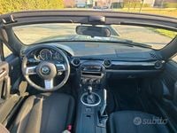 Usata Mazda MX5 126 CV (92 kW) 2006 Grigio Cabrio