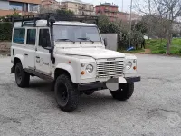 Usata Land Rover Defender 68 CV (50 kW) 1997 Station wagon