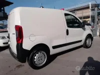 Usata Peugeot Bipper 75 CV (55 kW) 2014 Bianco Monovolume