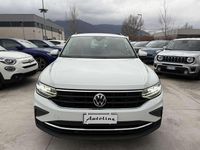 Usata VW Tiguan Life 122 CV (89 kW) 2021 Bianco SUV
