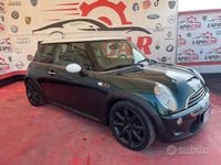 Usata Mini Cooper S 170 CV (125 kW) 2005 Verde Utilitaria