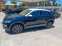 Usata VW T-Roc Advance 116 CV (85 kW) 2019 Nero SUV