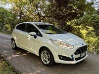 Usata Ford Fiesta 75 CV (55 kW) 2014 Bianco Utilitaria
