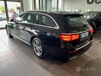 Usata Mercedes E220 Premium 194 CV (142 kW) 2018 Nero Station wagon