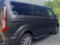 Usata Ford Tourneo Custom 185 CV (136 kW) 2020 Grigio Furgone